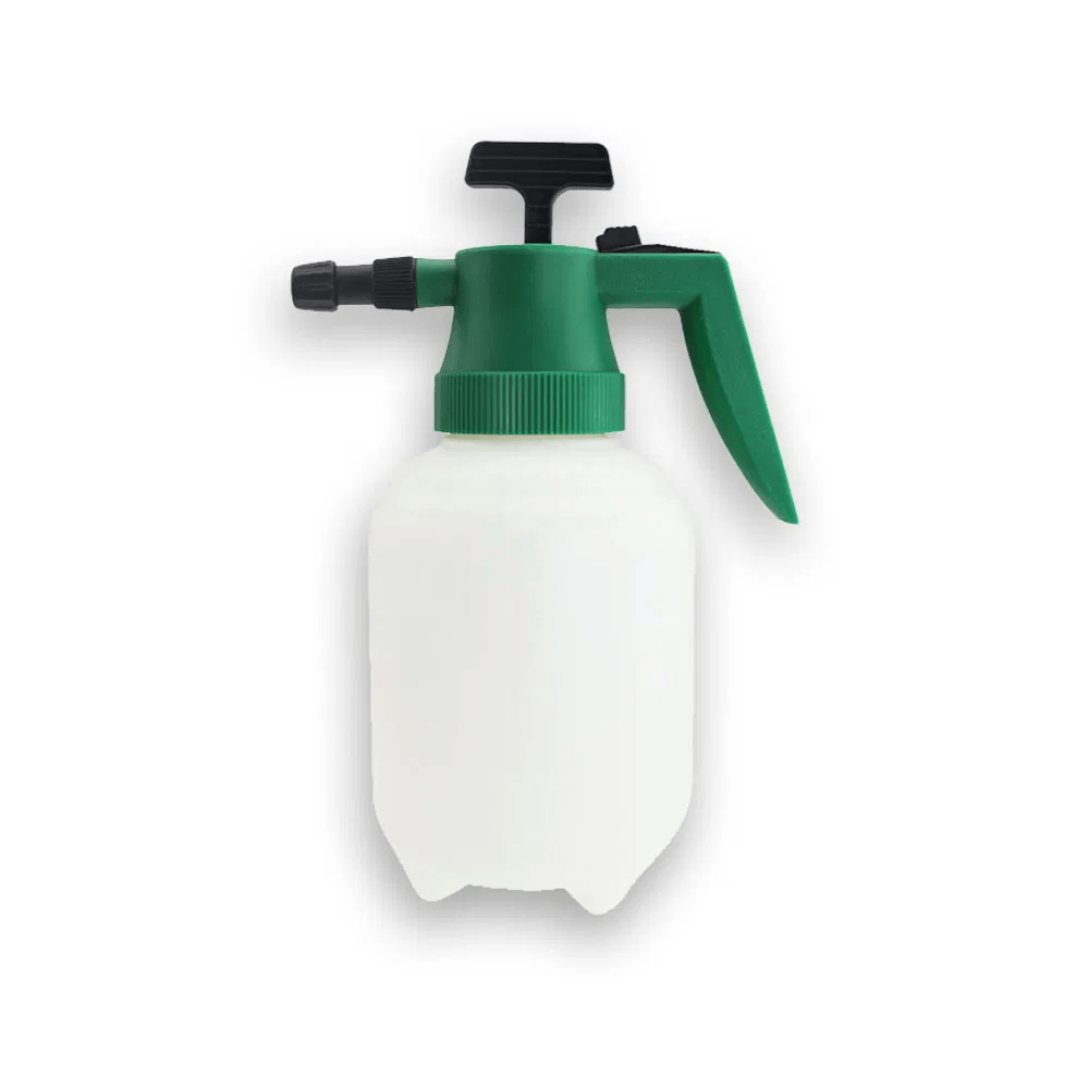 AquaKing 2L Pressure Pump Sprayer Adjustable Nozzle Constant Stream Gardening Tool